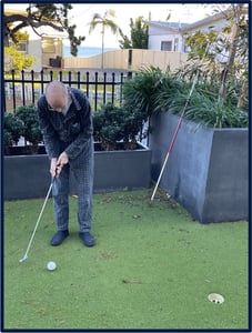 Testimonial Client - Luttral - on putting green residential care